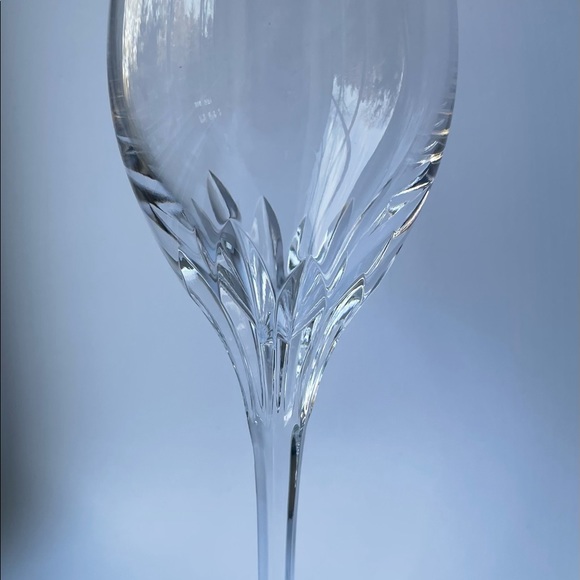 Mikasa Capella Crystal Wine glasses - Picture 2 of 3